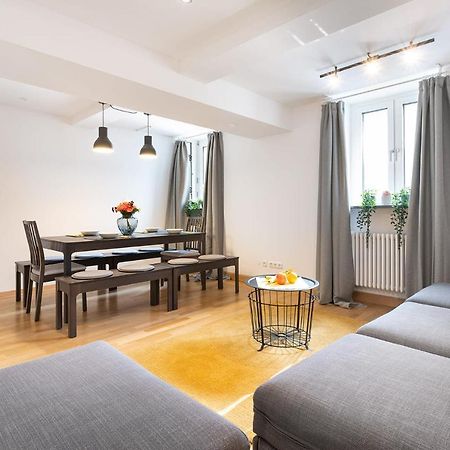 Marienplatz Apartment 2 Bedrooms Living Room Kitchen Munchen Bagian luar foto