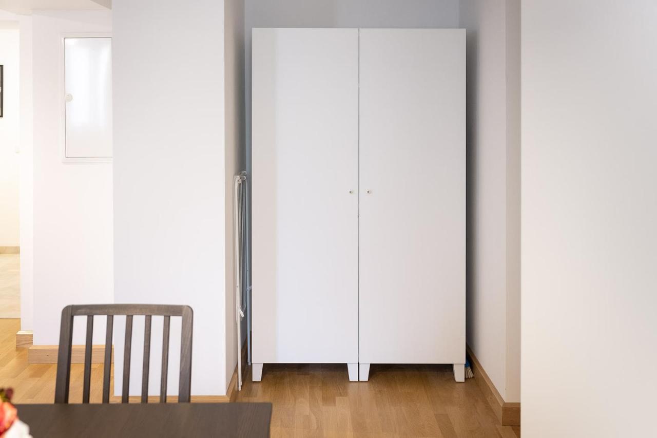Marienplatz Apartment 2 Bedrooms Living Room Kitchen Munchen Bagian luar foto