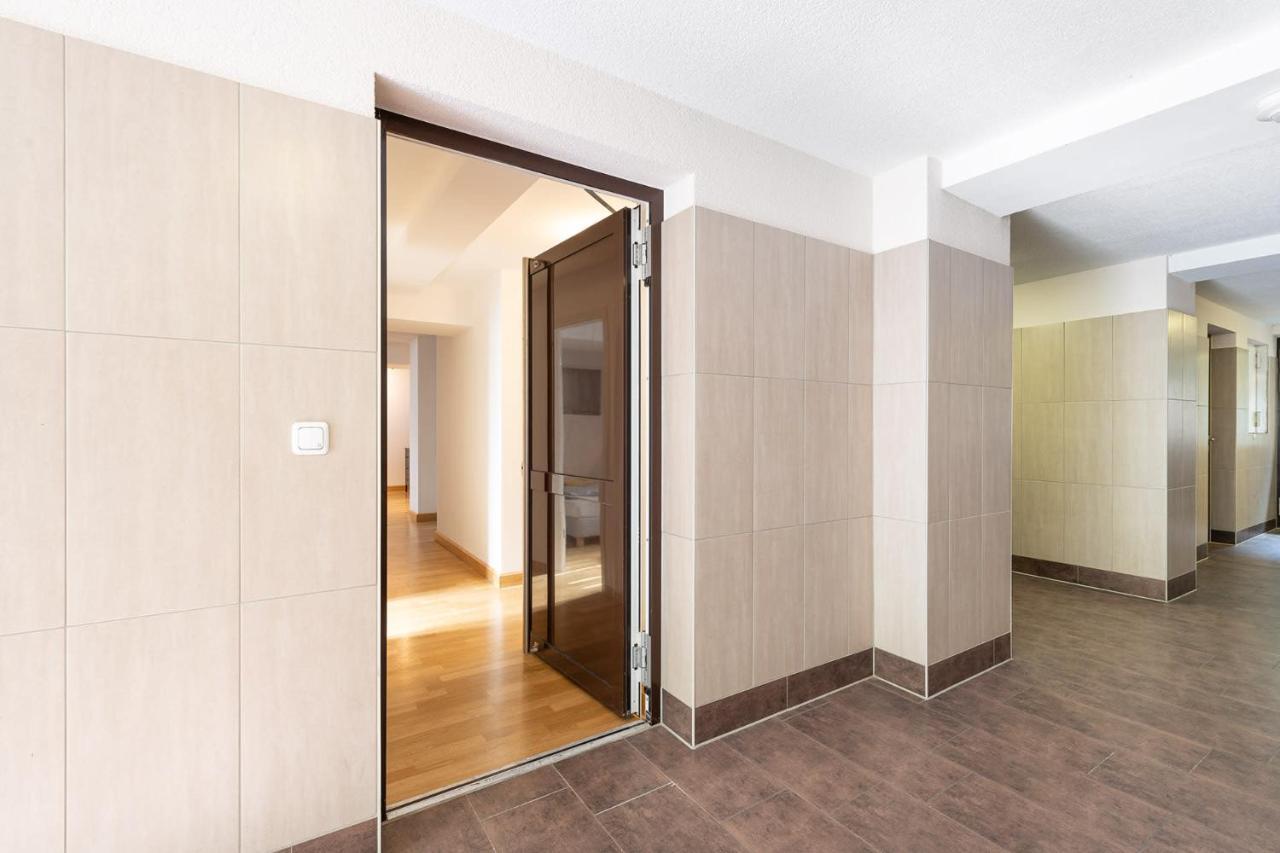 Marienplatz Apartment 2 Bedrooms Living Room Kitchen Munchen Bagian luar foto